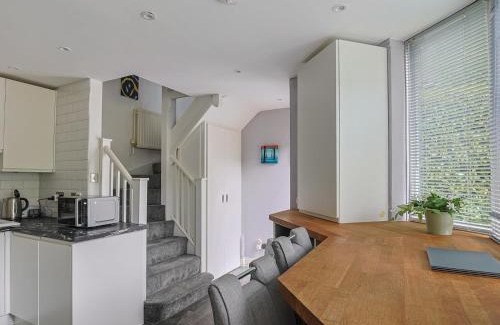 Bray on Thames House | Pass the Keys Spacious 1-bed Flat with Parking near River Thames