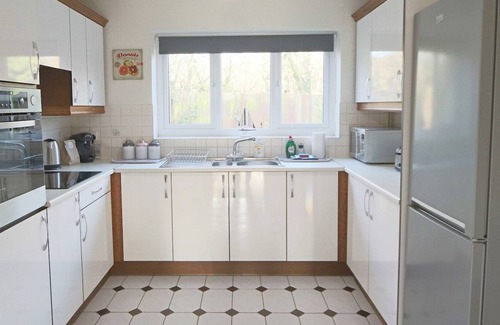 Mickleover House | Pass the Keys | Spacious house with Free Parking