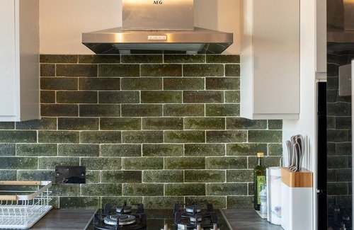 Borehamwood House | Pass the Keys | Stylish Family Friendly 3 Bed Home in Borehamwood