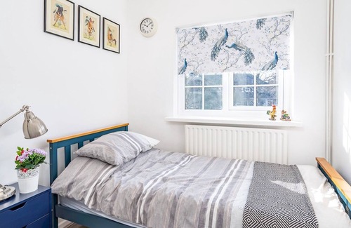 Borehamwood House | Pass the Keys | Stylish Family Friendly 3 Bed Home in Borehamwood