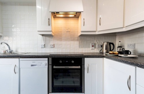 Shrewsbury House | Pass the Keys | Town Location for Shrewsbury with 3 Bedrooms
