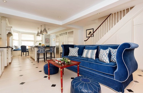 Chelsea House | Pastel Chelsea, by Veeve