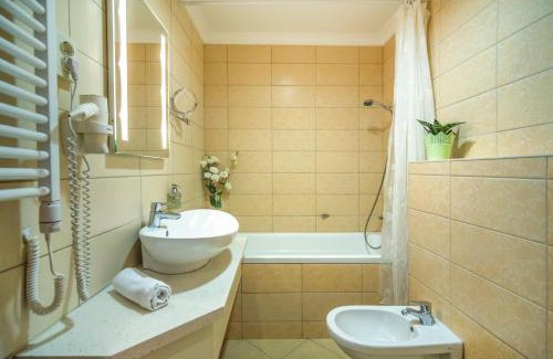 Szentendrei Hotel | Patak Park Hotel Visegrád