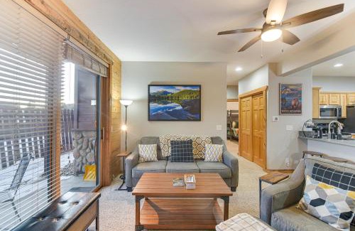 Grand Lake Apartment | Patio and Mountain Views Central Grand Lake Condo!
