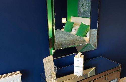 Mumbles Hotel | Patricks Boathouse