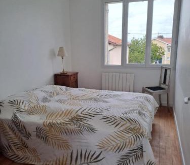 Saint-Etienne-des-Oullieres House | Pause Beaujolaise