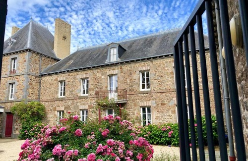 Becherel House | Pavillon du Manoir de la Quintaine