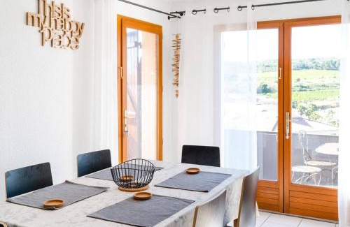 Foulquines Villa | Pavillon T3 rénové avec piscine, parking, vue nature - 4 pers. - Narbonne Plage - FR-1-409-163