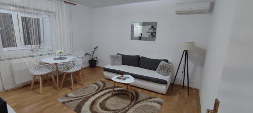 Sremski Karlovci Apartment | Pavle i Petra II