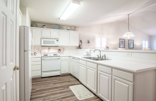 Pawleys Island Condo | Pawley's Island Retreat in True Blue