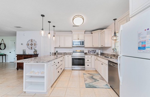Riviera Beach House | PCB West End! 10 mins from Pier Park/3-miles from 30A