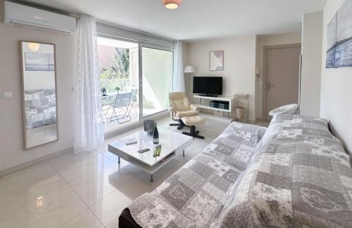 Le Suquet Apartment | PDA4 - 2 pièces avec terrasse