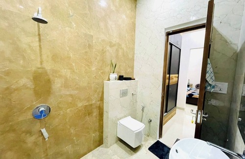 Mohali House | Peace with access to golfcourse