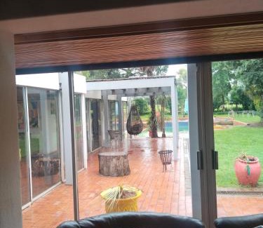 Springs House | Peaamb GuestHouse - Springs Golf Club