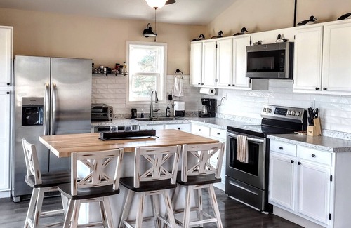 Captain's Cove House | Peace and serenity awaits you! Just 20 minutes to Chincoteague!