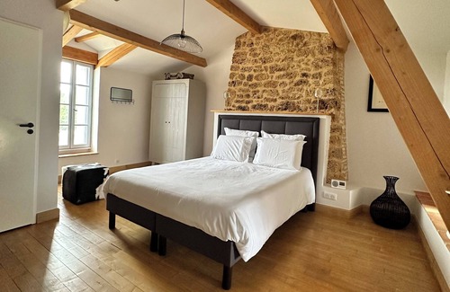 Blanquefort-sur-Briolance Other | Peace, space and relaxation. We offer 2 guest houses with a salted water pool.nn