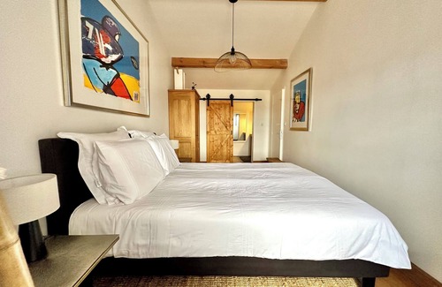Blanquefort-sur-Briolance Other | Peace, space and relaxation. We offer 2 guest houses with a salted water pool.nn