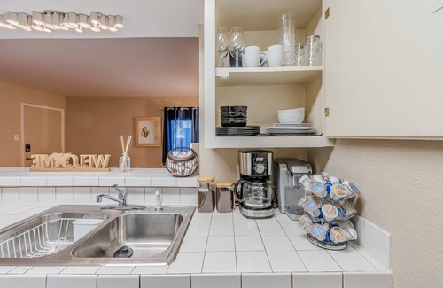 Lower Greenville House | Peace in Dallas/Uptown Dallas w/Wi-Fi+Patio