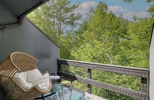 Village at Camelback House | Peace, Pines & PJs – Spacious Family Home near Camelback, Sleeps 8 Comfortably