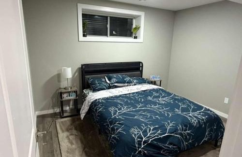 Southeast Edmonton Apartment | Peaceful 1BHK - Maple