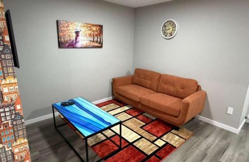 Southeast Edmonton Apartment | Peaceful 1BHK - Maple