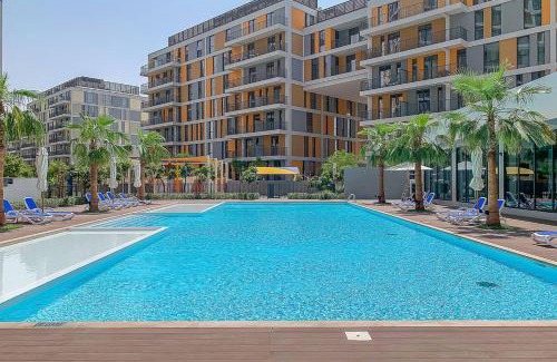 Dubai Production City Apartment | Peaceful 1BR with FREE Baby Gear in the Midtown Near Expo