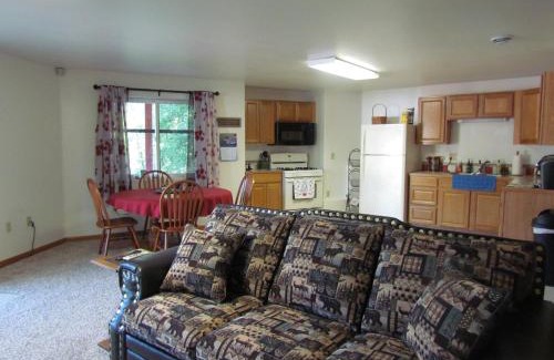 Wasilla House | Peaceful 3 bdrm Alaskan getaway
