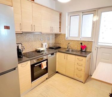 Palaio Faliro Apartment | Peaceful Apartment by Flisvos Marina by Athenian Homes