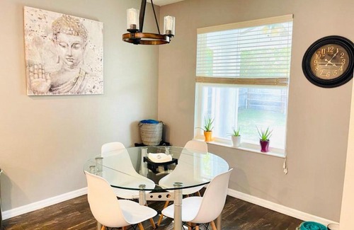 Port Saint Lucie House | Peaceful bedroom