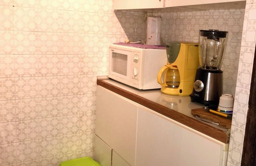 Empuriabrava Ski Chalet | Peaceful & Bright Apartment in a Quiet NeighborhonCasa family 5min Center ,Beach
