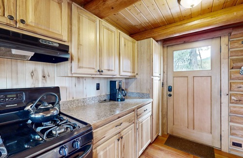 Polebridge Cabin | Peaceful cabin on 21 acres with a wood stove - near Glacier National Park