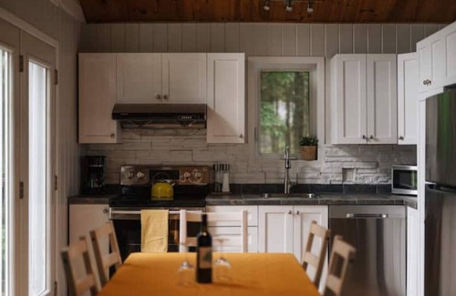 Lac-Sergent House | Peaceful Chalet w/Hot Tub & Private Lake Access