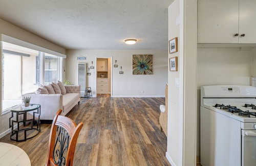 Del Rey Oaks House | Peaceful Del Rey Oaks Retreat: 2 Mi to Beaches!