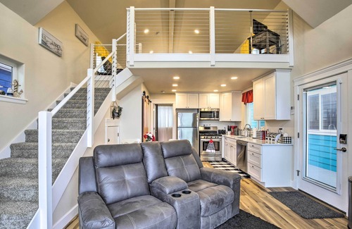 Yachats Condo | Peaceful Fall Escape: Oregon Home w/Ocean View