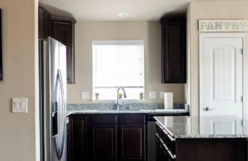 Colorado Springs House | Peaceful Family Retreat | Clean | Modern | 4 Bed
