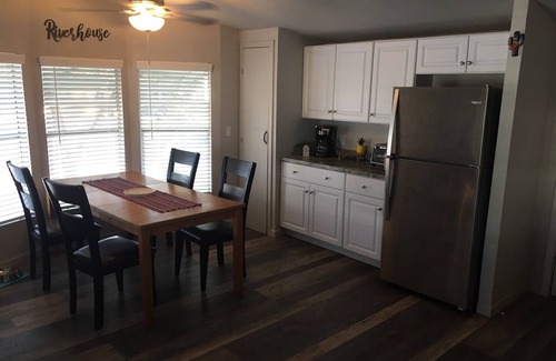 Bullhead City House | Peaceful, family friendly, and walking distance to the River and Rotary Park