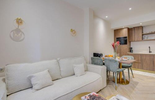 Porte-Saint-Martin Apartment | Peaceful Getaway near Marais - with AC
