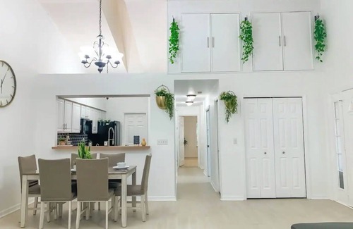 Alachua House | Peaceful Golf Stay 2BR/2BA – Gainesville/Alachua