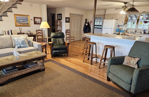 Georgetown House | Peaceful House with Dock on Marsh