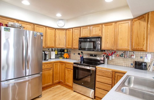 Rathdrum Apartment | Peaceful Lakeside Home Perfect for Family Fun