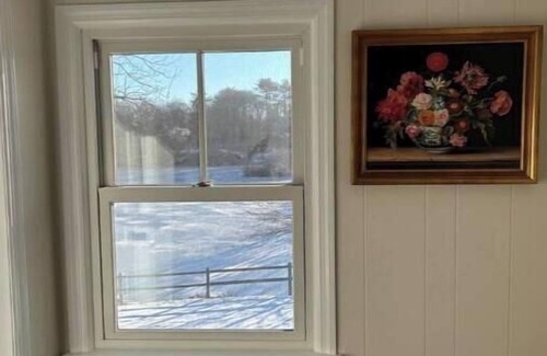 Greenwich Apartment | Peaceful lakeside retreat in Greenwich [2BR, 1BA]