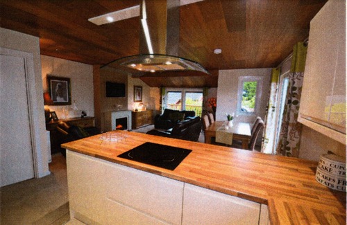 Woolfardisworthy House | Peaceful, luxury, allergy &smoke-free lodge.Hot tub, Fishing, dog-friendly, surf