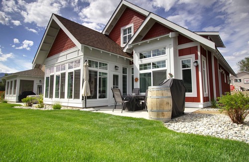 Okanagan-Similkameen House | Peaceful, Modern Lake Cottage/A Sunny Retreat @ The Cottages on Osoyoos Lake π