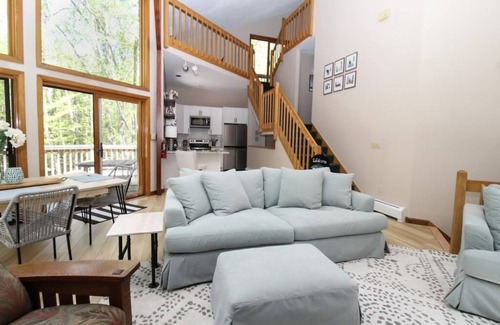 North Conway Condo | Peaceful mountain getaway, newly renovated and minutes to everything