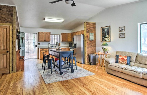 Eagar Cabin | Peaceful Nutrioso Cabin Retreat w/Mountain Views!
