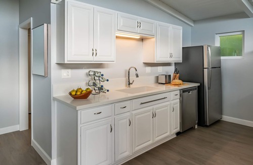 Santa Barbara House | Peaceful Paradise - Hidden Gem in the Santa Barbara Foothills