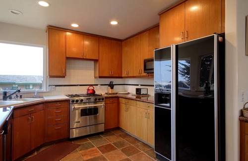 Marine Terrace House | Peaceful Paradiso in Marine Terrace