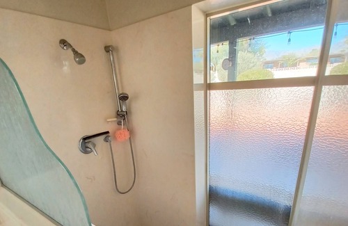 Tucson House | Peaceful Ranch Style Home in Quiet Safe Neighborhood
