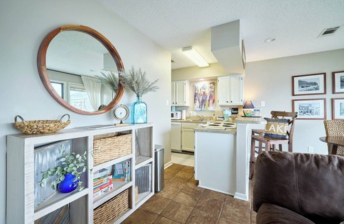 Hot Springs Condo | Peaceful retreat with stunning views of Lake Hamilton