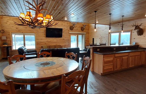 Northome Cabin | Peaceful secluded cabin w/firepit and great hiking trails